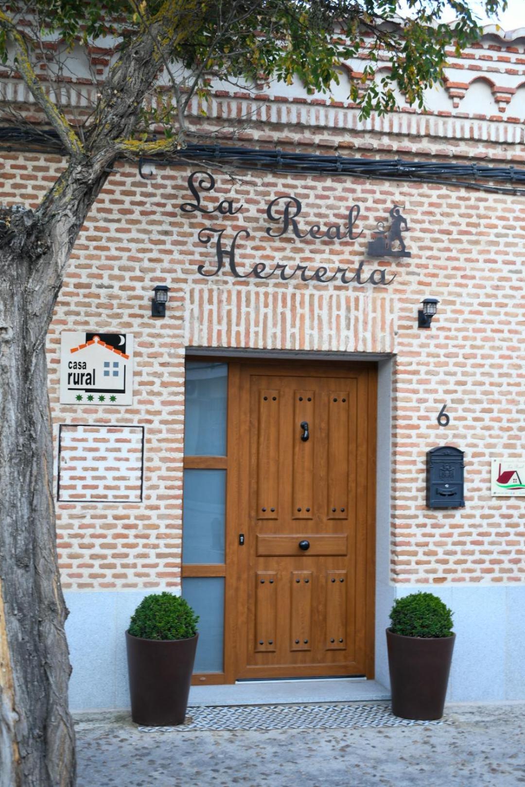 Casa Rural La Real Herreria مادريجال دي لاس ألتاس توريس المظهر الخارجي الصورة
